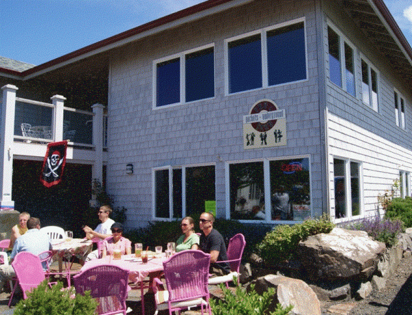 Yachats Underground Pub and Grub Patio and Exterior, Yachats, Oregon